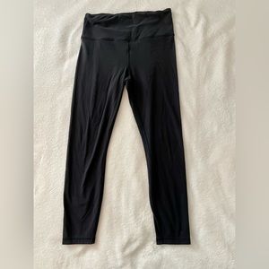 Athleta yoga pants - size medium ❤️